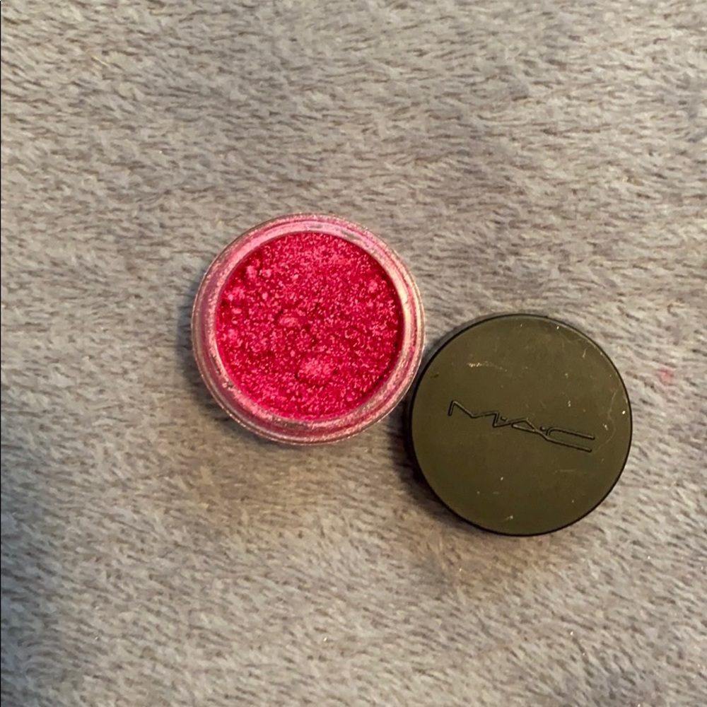 MAC fuchsia glitter eye shadow